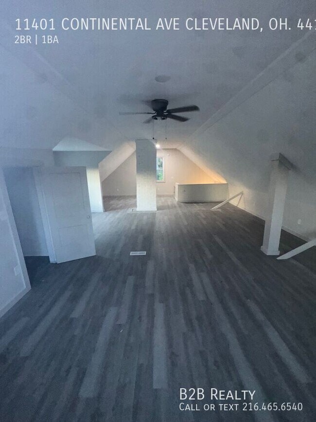 Building Photo - 11401 Continental Ave