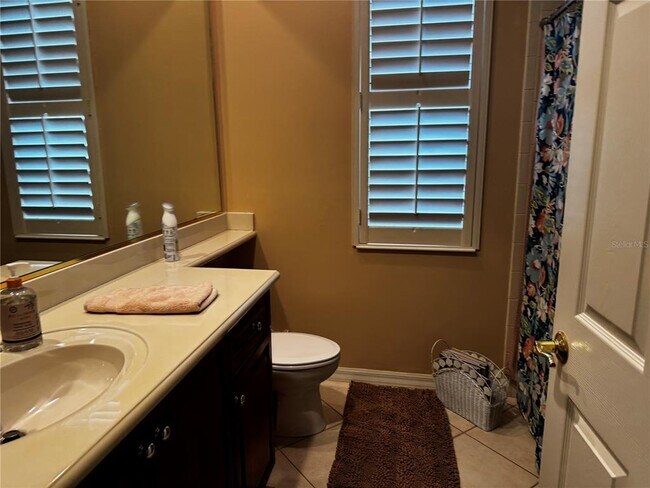 Building Photo - 12208 Greenbrier Way