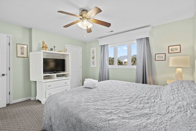 Building Photo - All Inclusive Seasonal Rental Available Oc...