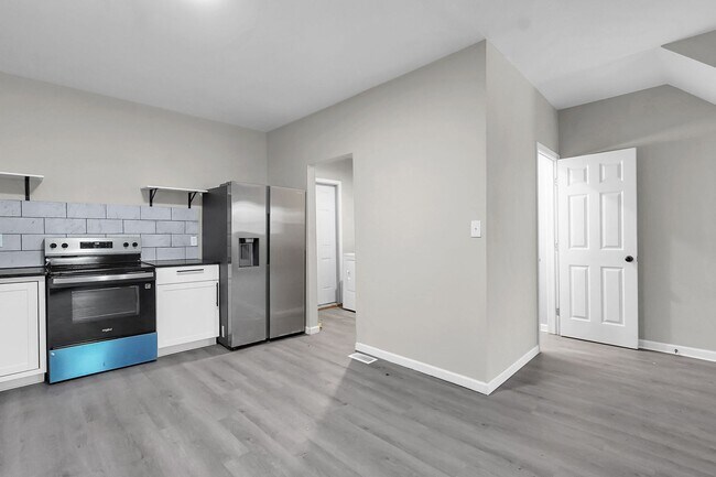 Building Photo - 601 Southwood Ave