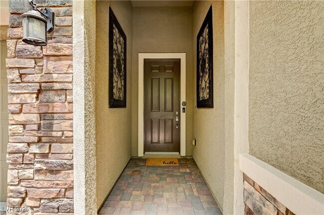 Building Photo - 10730 Cowlite Ave