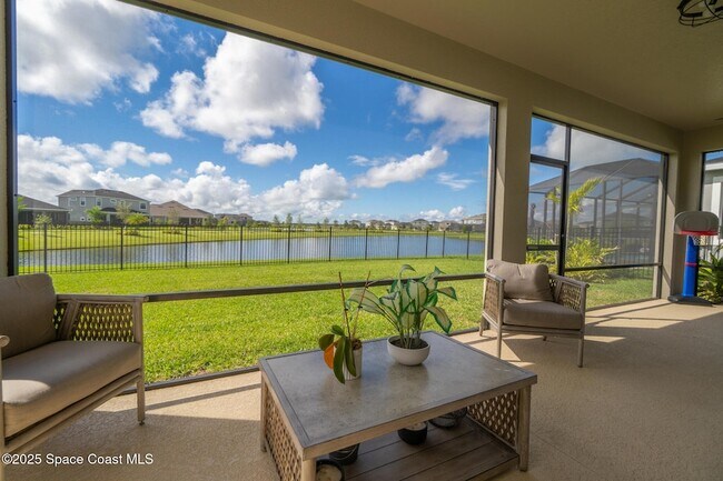 Building Photo - 3233 Casare Dr