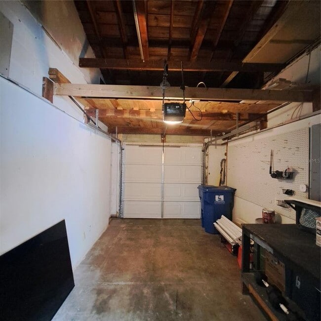 Building Photo - 2851 28th Ave N