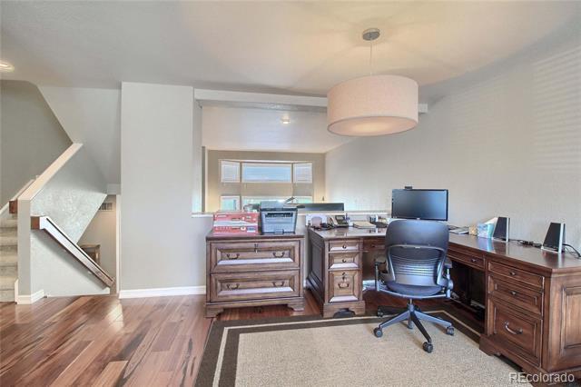 Building Photo - 5062 E Cherry Creek S Dr