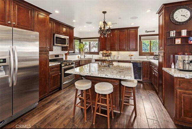 Building Photo - 33791 Colegio Dr