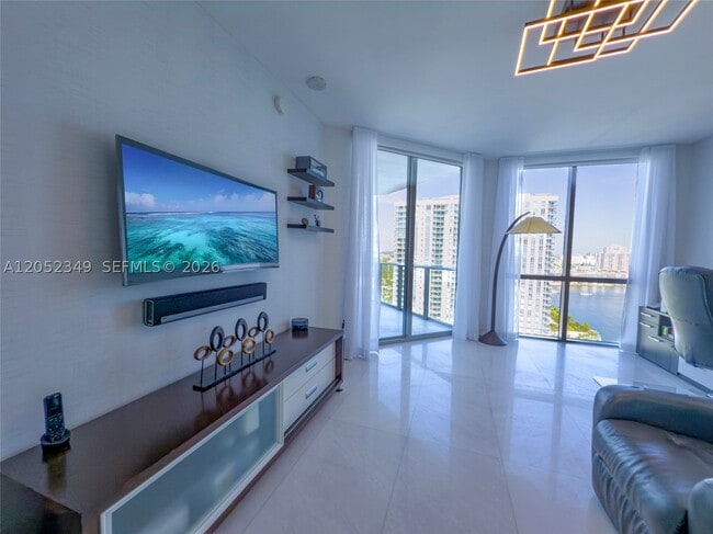 Building Photo - 17111 Biscayne Blvd