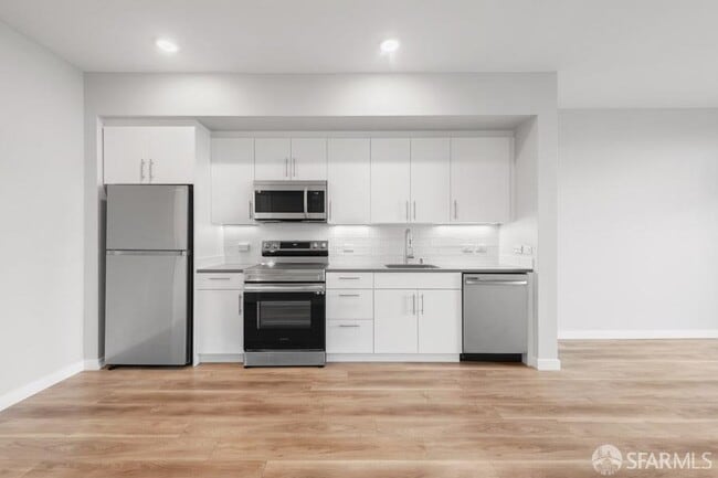 Building Photo - 260 Brooklyn Basin Wy