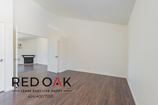 Building Photo - 10304 Tujunga Canyon Blvd