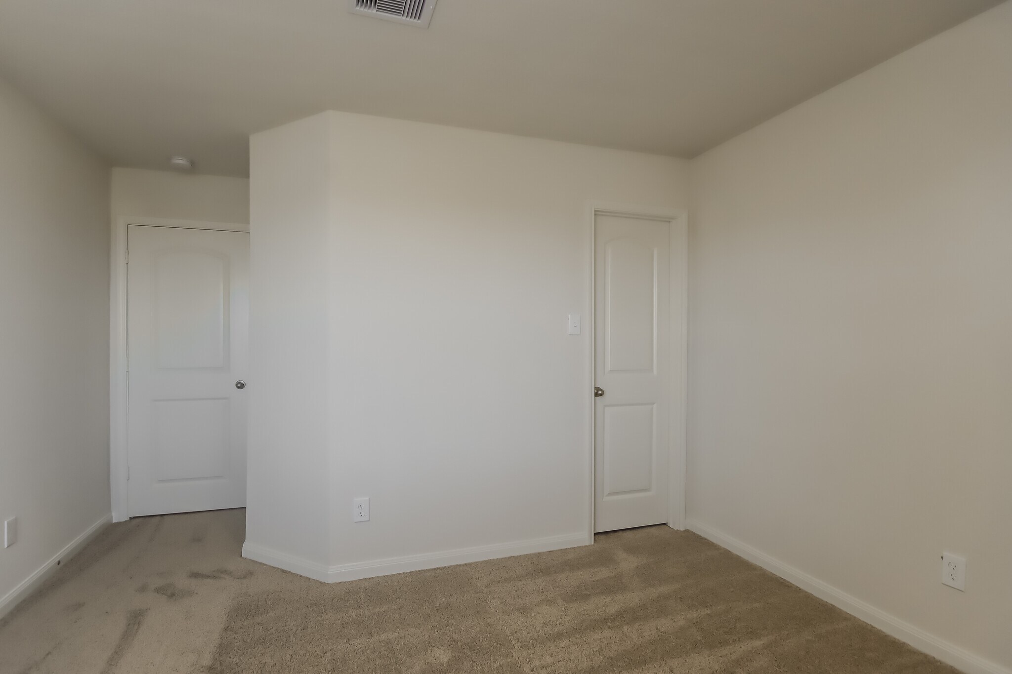 Building Photo - 6038 Horizon Sky Rd