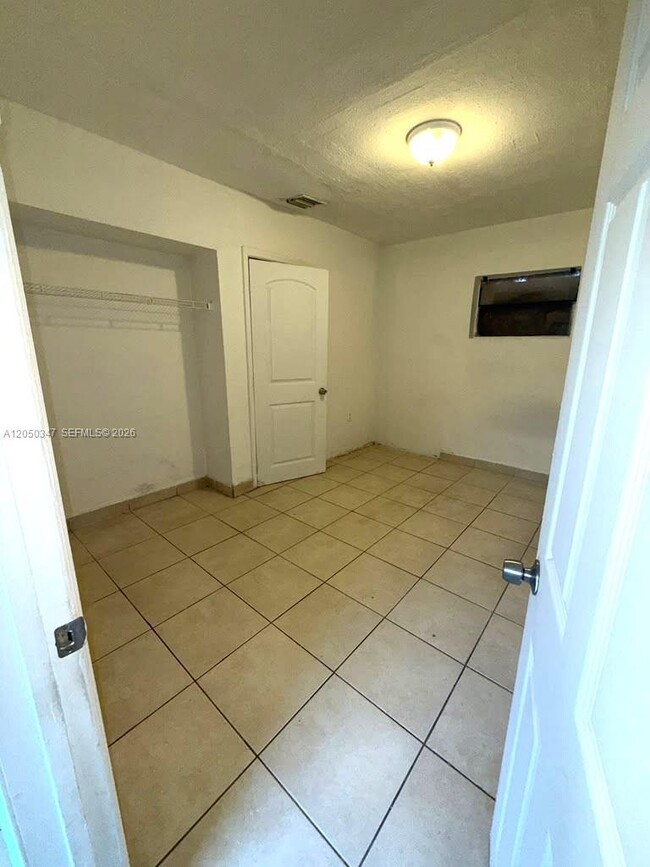 Building Photo - 800 NW 56th St