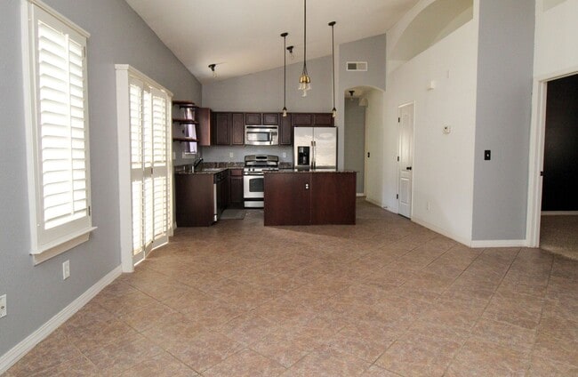 Building Photo - 2209 Honour Point Pl