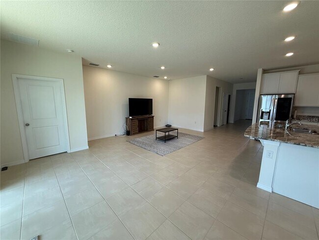 Building Photo - 7383 Steer Blade Dr