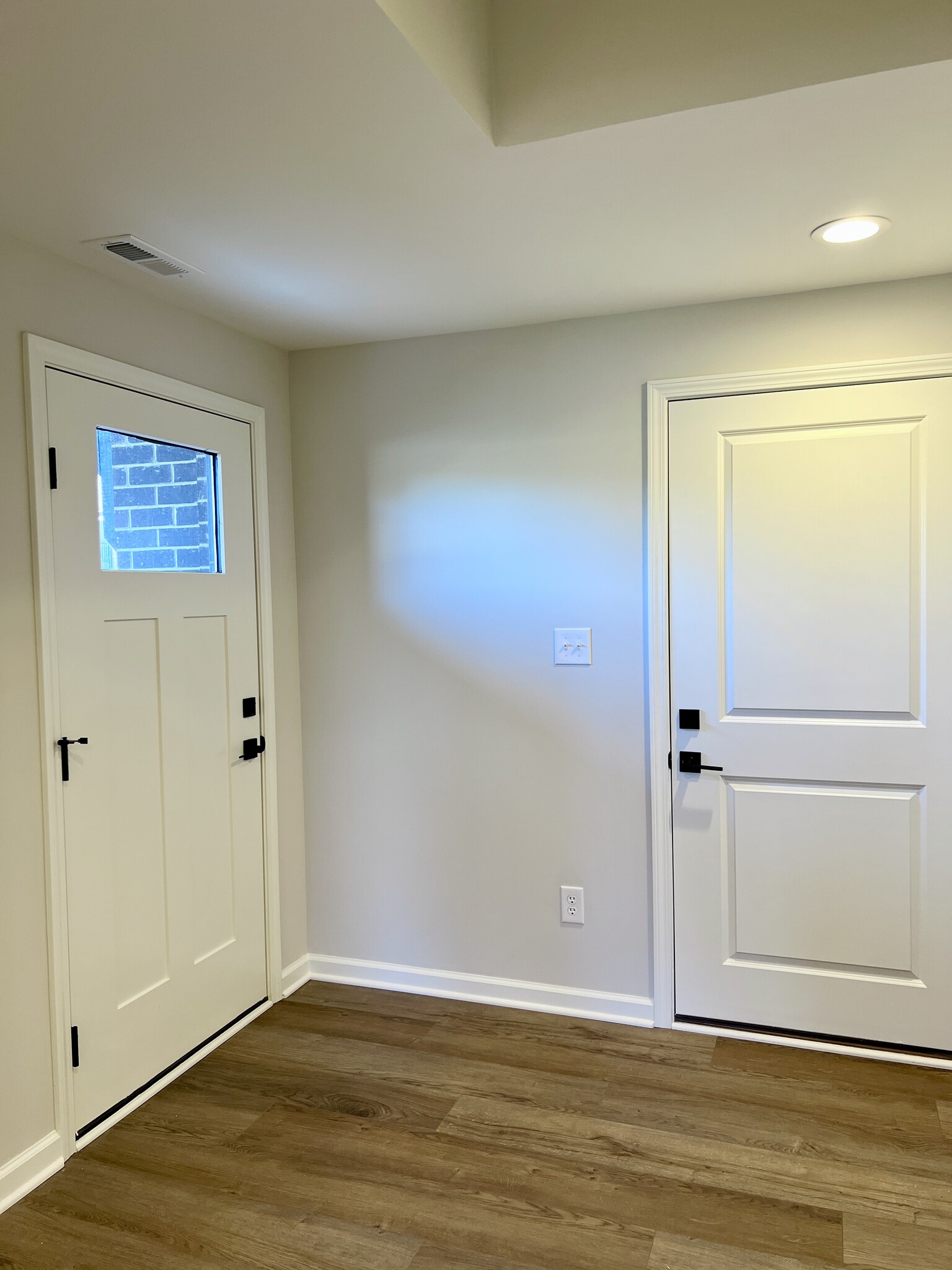 Building Photo - 15296 Mystic Rock Dr