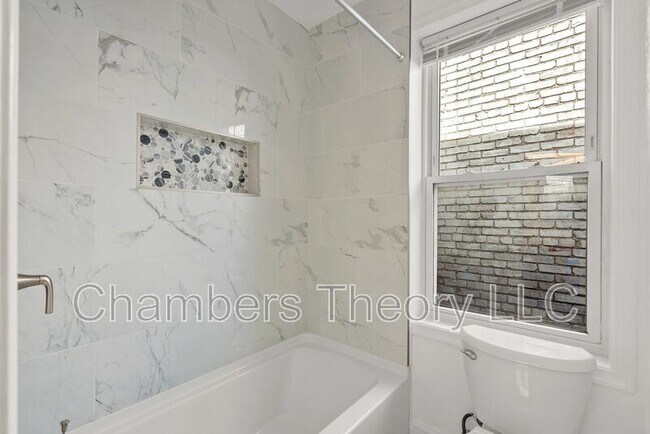 Building Photo - 1641 4th St NW