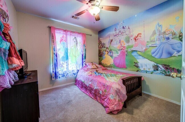 Building Photo - 509 Dusty Leather Ct