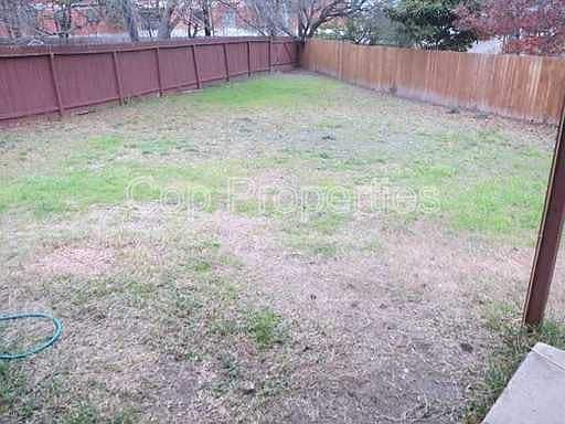 Building Photo - 6319 Waddesdon Wood