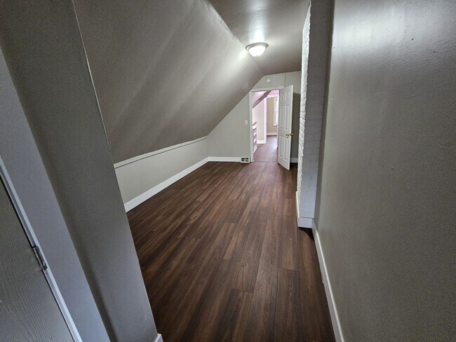 Building Photo - 4211 Spokane Ave