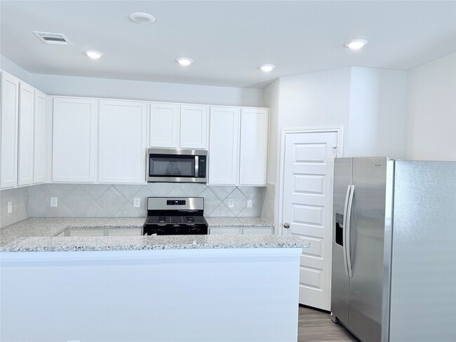 Building Photo - 2349 Mooneye Ct