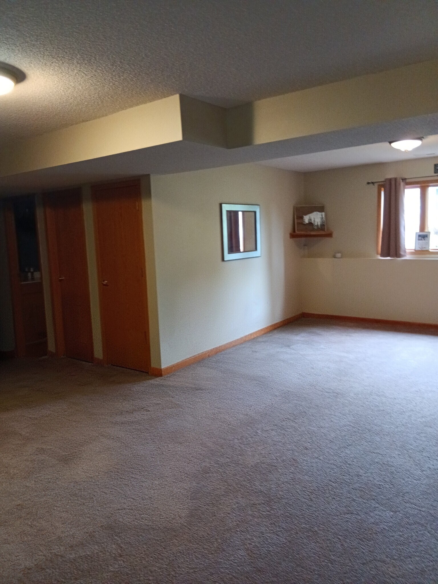 Building Photo - 4806 Helmo Ave N