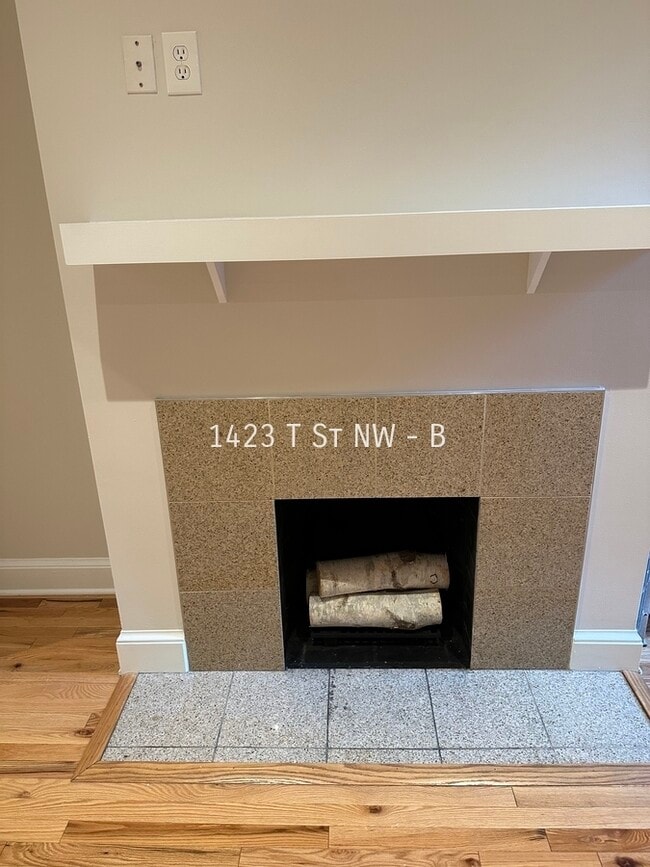 Building Photo - 1423 T St NW