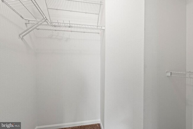 Building Photo - 4525 Superior Square