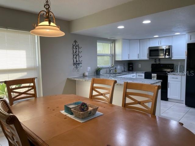 Building Photo - 403 Oriole Cir