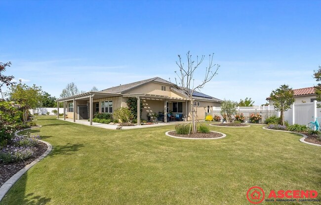 Building Photo - 14430 Utica Wy