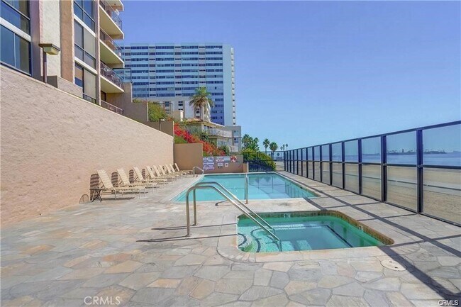 Building Photo - 1750 E Ocean Blvd