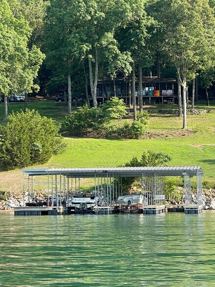 Building Photo - 1500sf Lake Cabin Vacation/Staycation Rental Lk