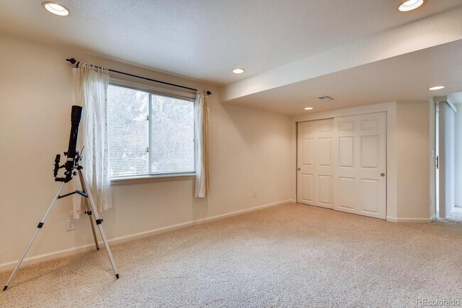 Building Photo - 5BR home in Cherry Creek Schools!