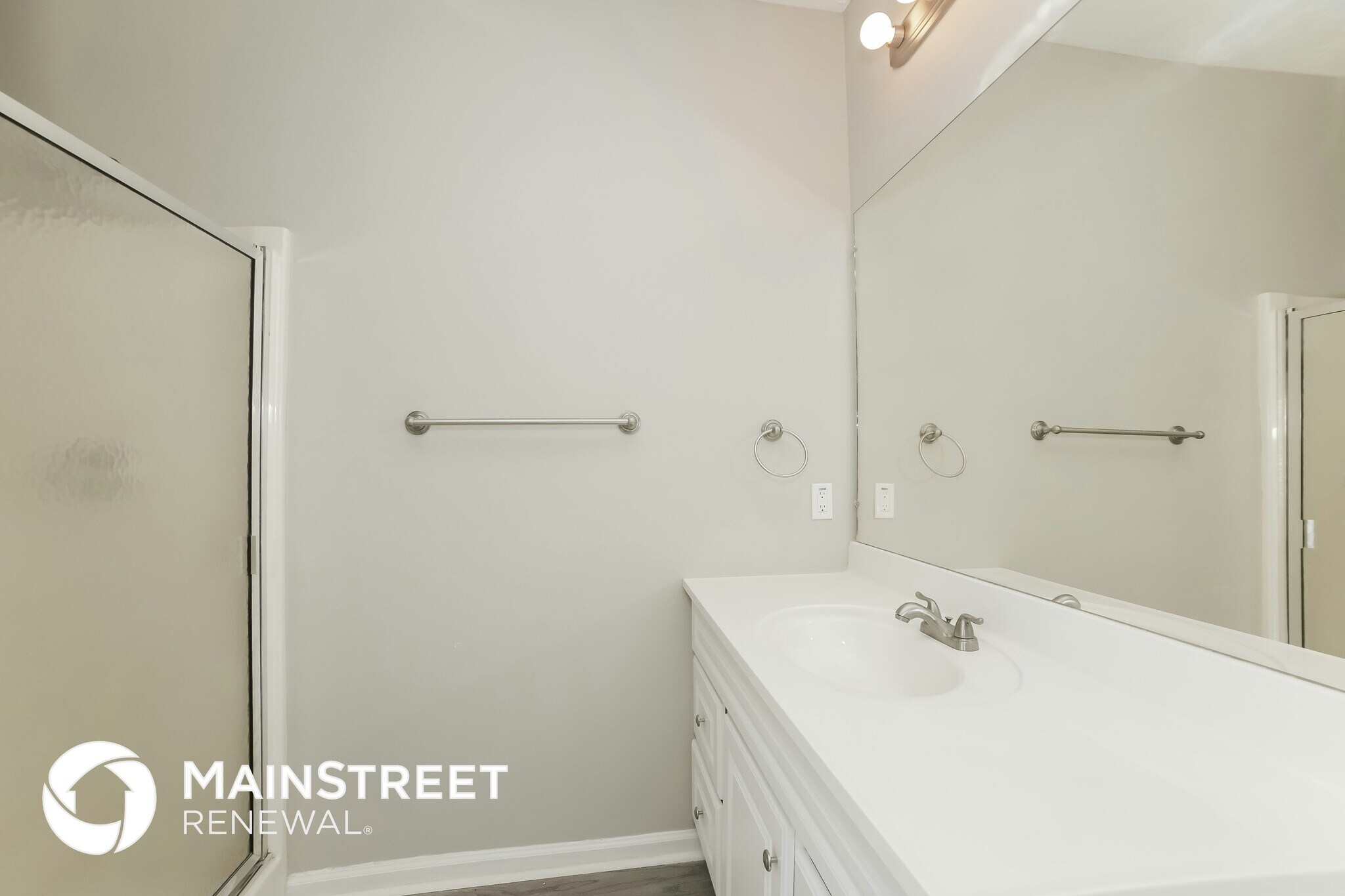 Building Photo - 4056 Robin Cir