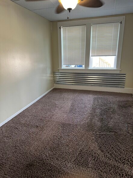 Building Photo - 125 South James Street