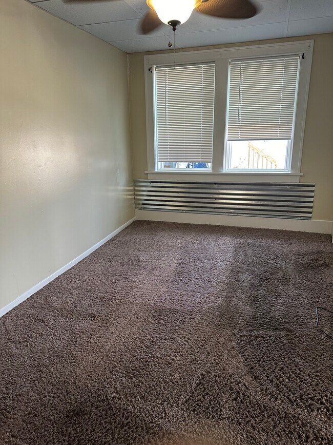 Building Photo - 125 South James Street