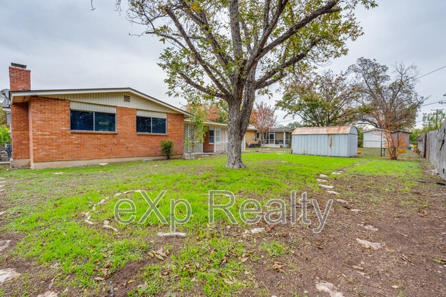 Building Photo - 322 Kate Schenck Ave