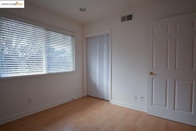 Building Photo - 1462 Kimball Ct