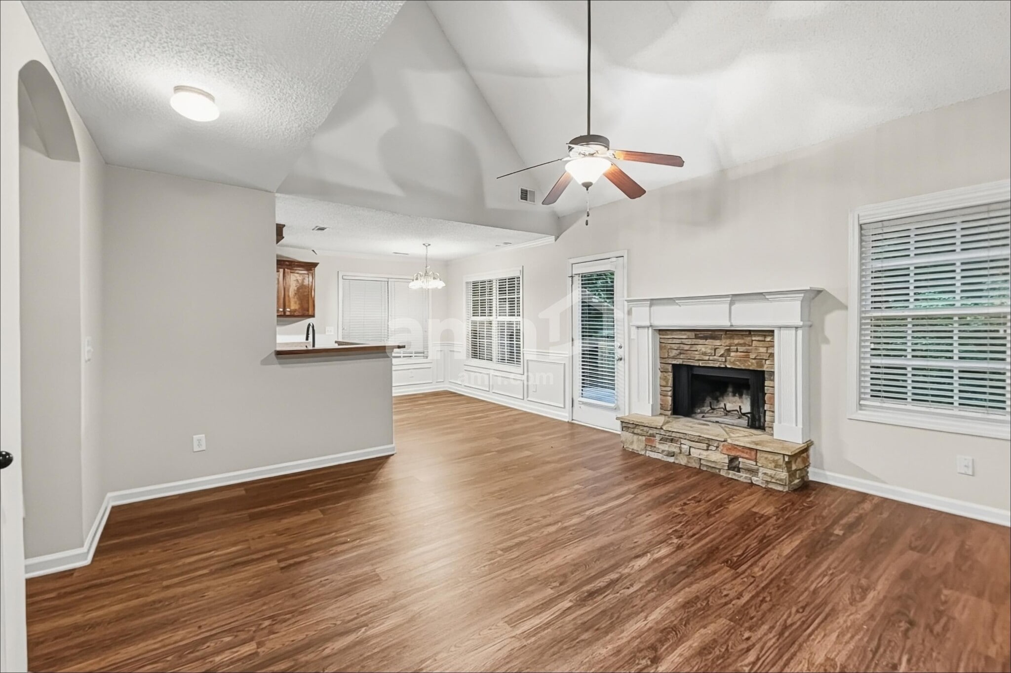 Building Photo - 1759 Maxey Ln