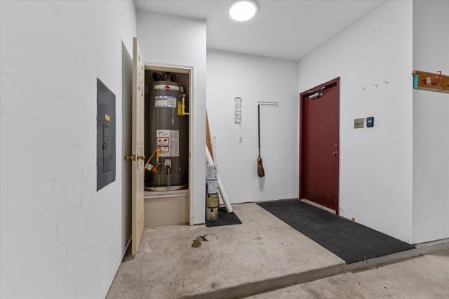 Building Photo - 6752 MacIntosh Dr