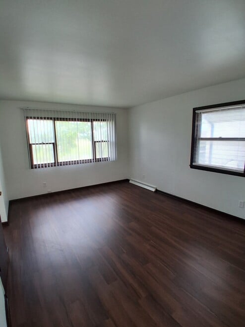 Building Photo - 7215 W Florist Ave