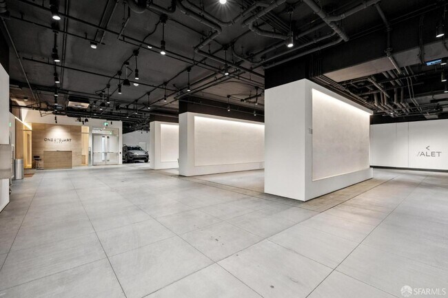 Building Photo - 1 Steuart Ln