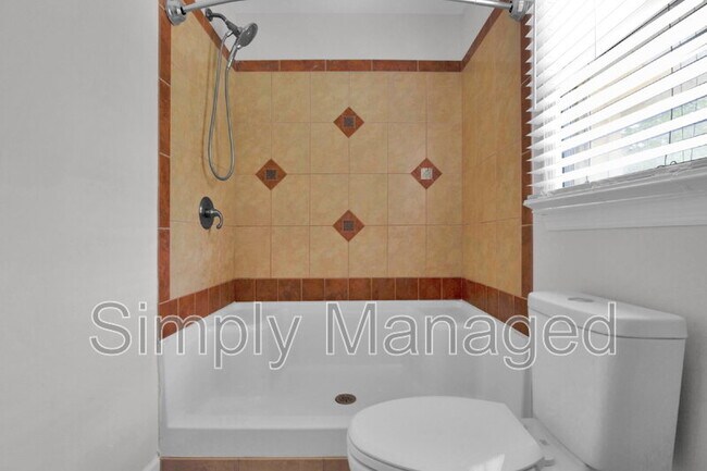 Building Photo - 7709 Scottsdale Dr