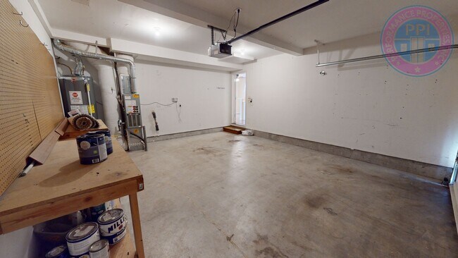 Building Photo - Bethany - Central Air, modern   Pet Friendly, Near Intel/Nike, Excellent Schools