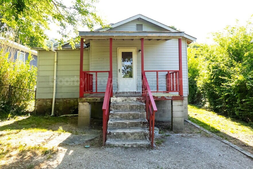 Building Photo - 2417 13th Ave