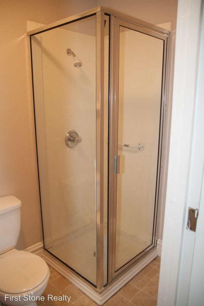 Building Photo - 1 br, 1 bath  - 3954 Grand Ave 3954 Grand  1S