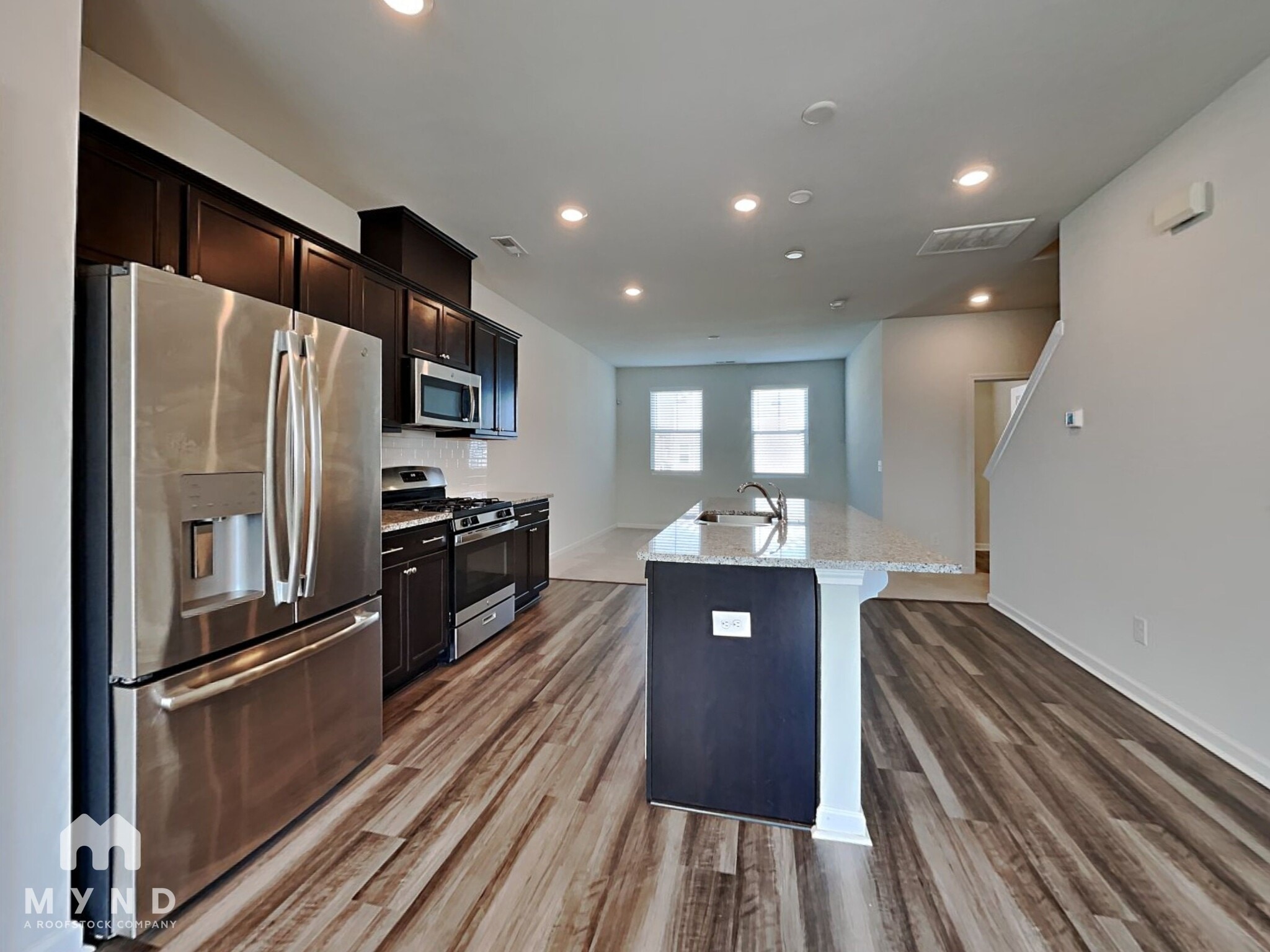 Building Photo - 6043 Kayton St