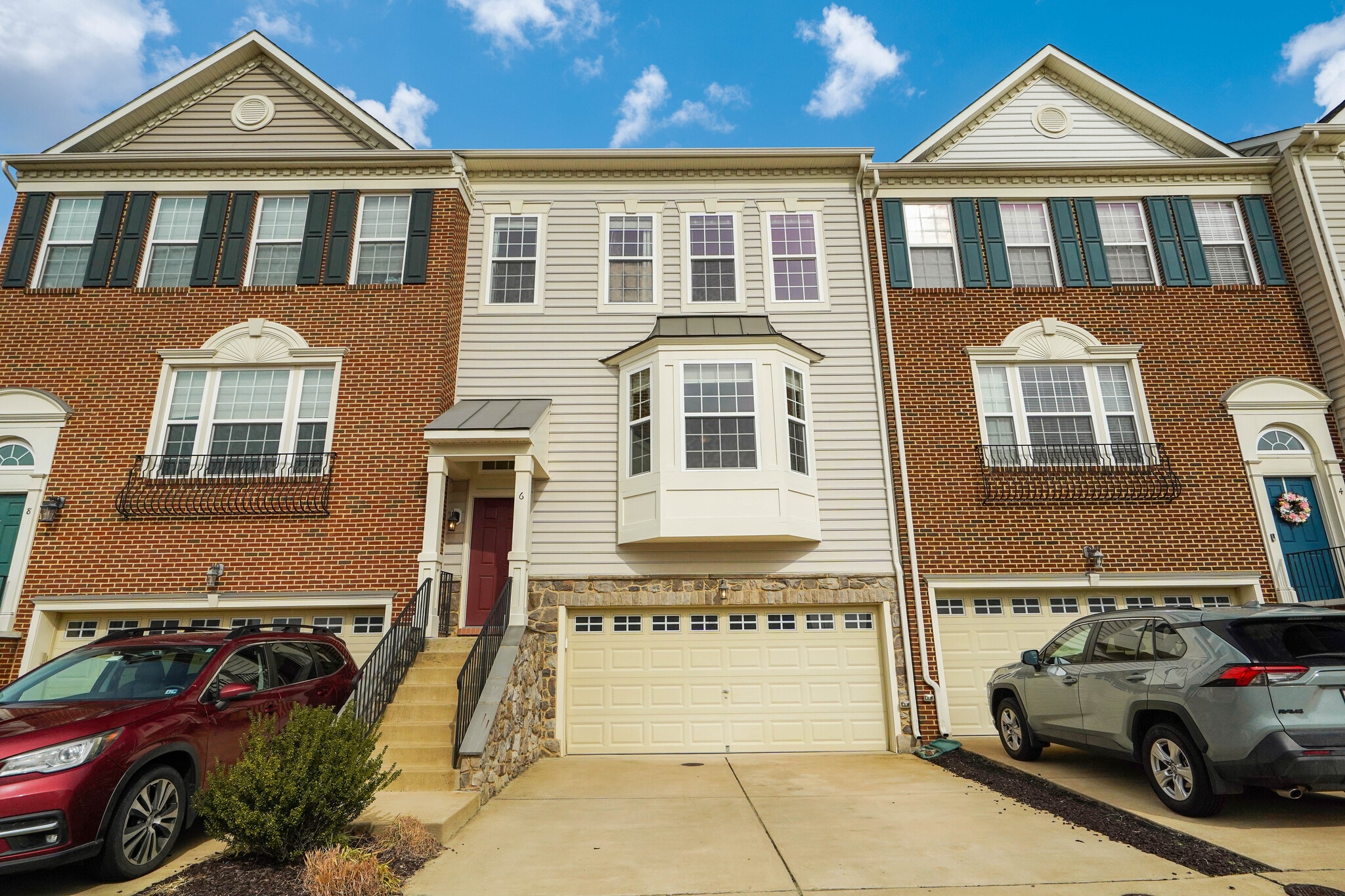 Building Photo - 6 Lamplighter Ln