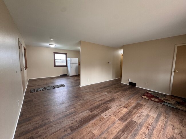 Building Photo - 757 Watson Dr