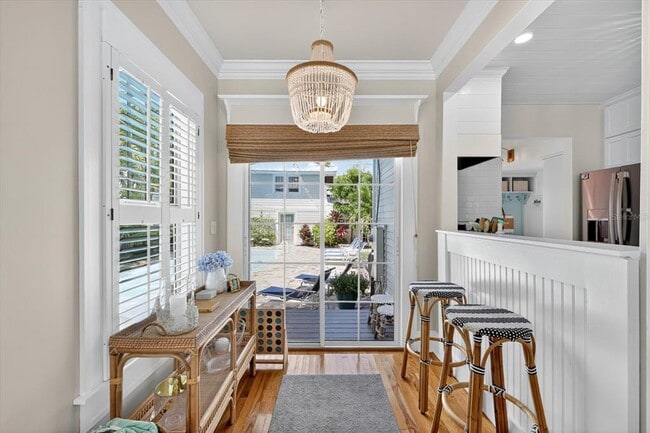 Building Photo - 235 10th Ave NE