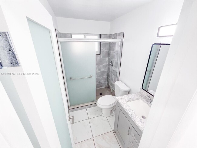 Building Photo - 3423 SW 3rd St