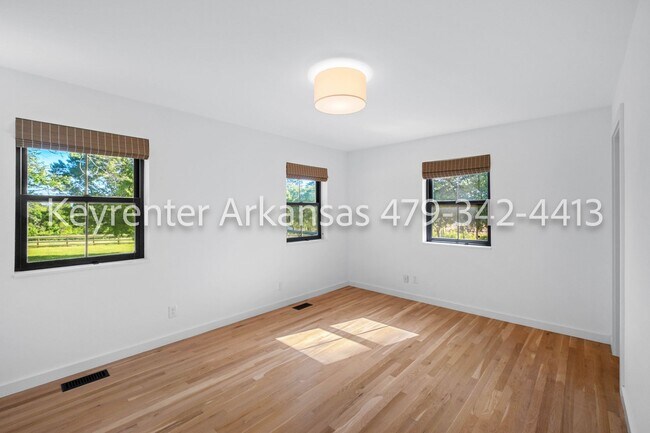 Building Photo - 4480 Trough Springs Rd