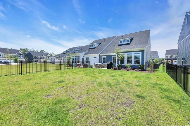 Building Photo - 8906 Freya Wy